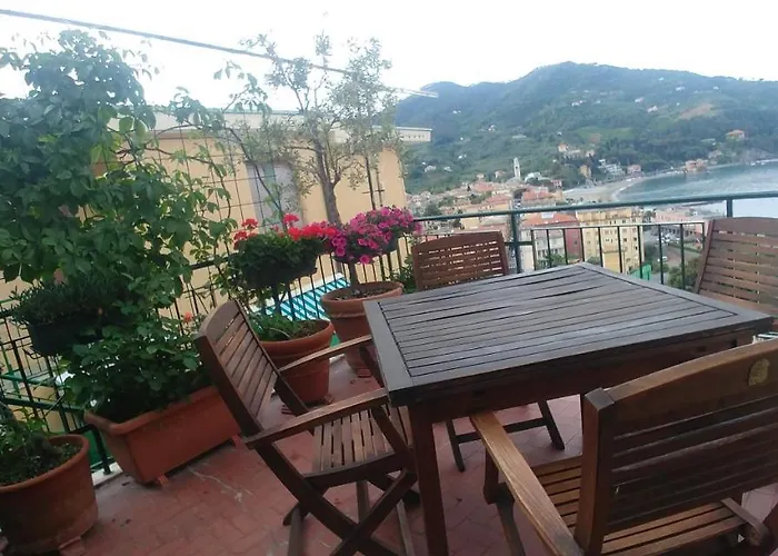 La Terrazza Sul Mare 아파트 *